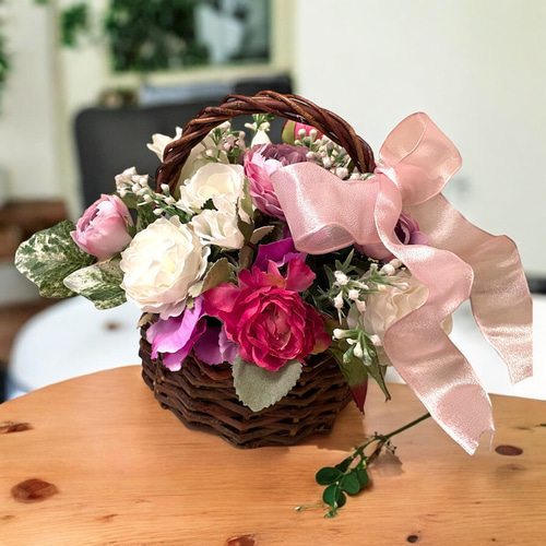 セール 薔薇の花籠アレンジ ギフト フラワーアレンジ アーティ