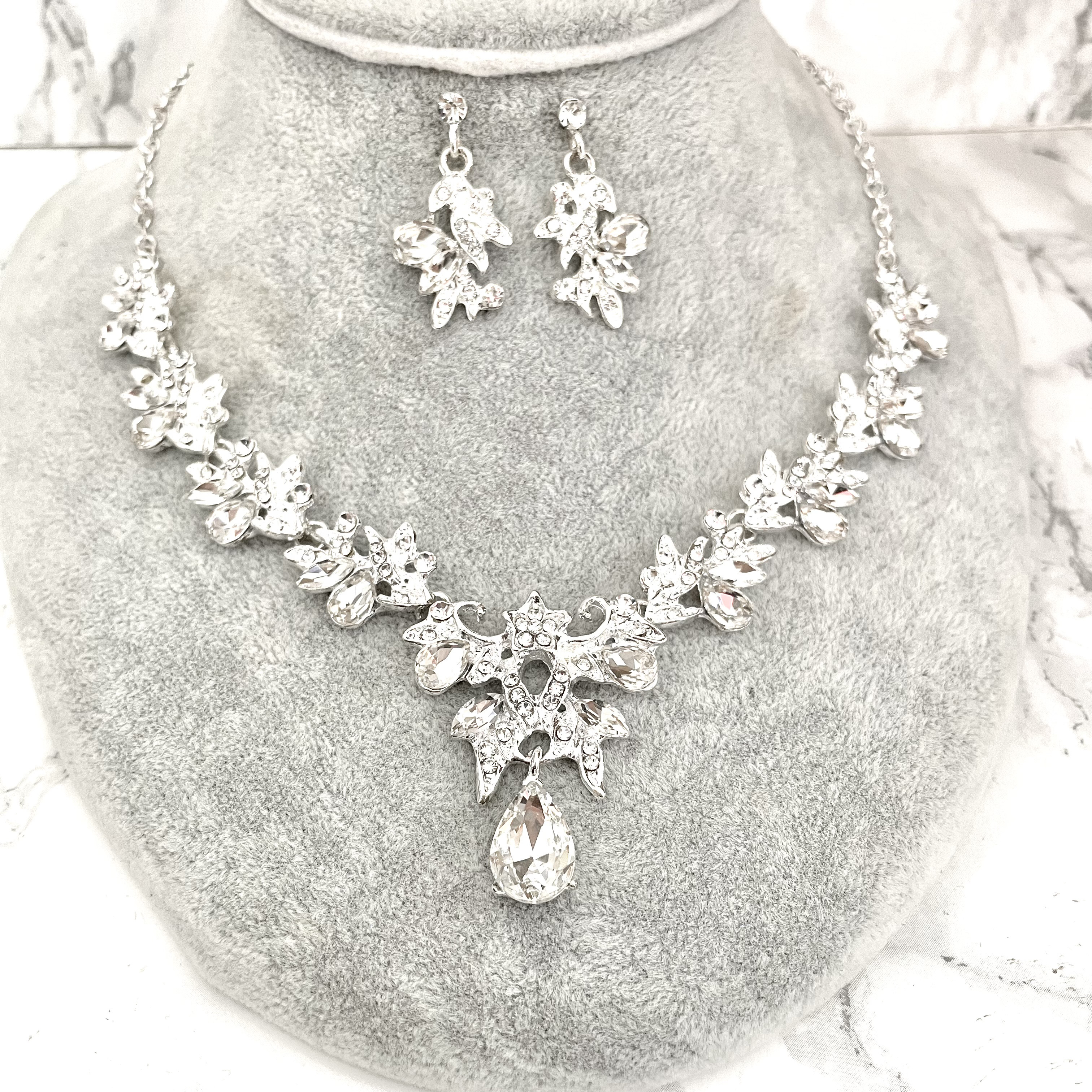 ruru ビジューブライダルネックレス&ピアスセット/金属アレルギー対応可 ブライダル 4,722円