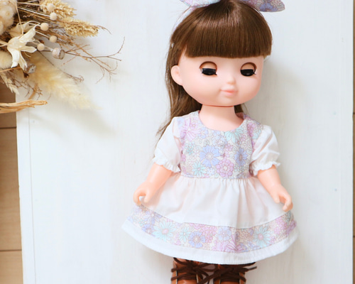 26cmドール服 ぬいぐるみ服 フラワーぽわん袖ワンピース ソラン
