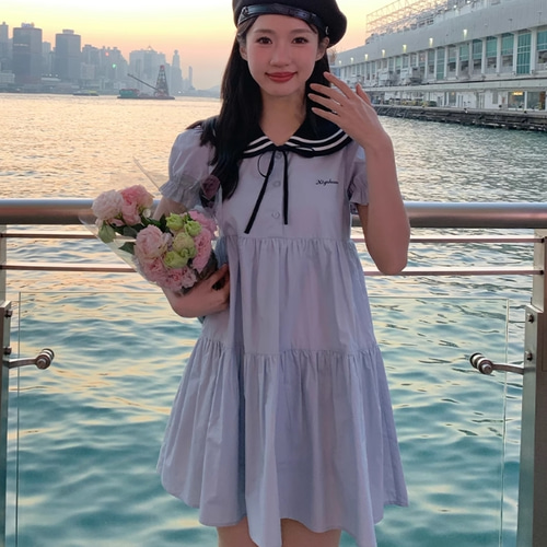 夏の甘いブルーのおしゃれなふんわりワンピース スクールガールに人気