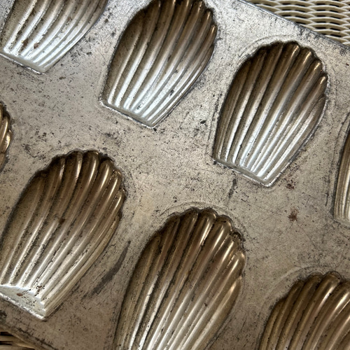 フランスアンティーク マドレーヌのモールド 12個 マドレーヌ型 店舗