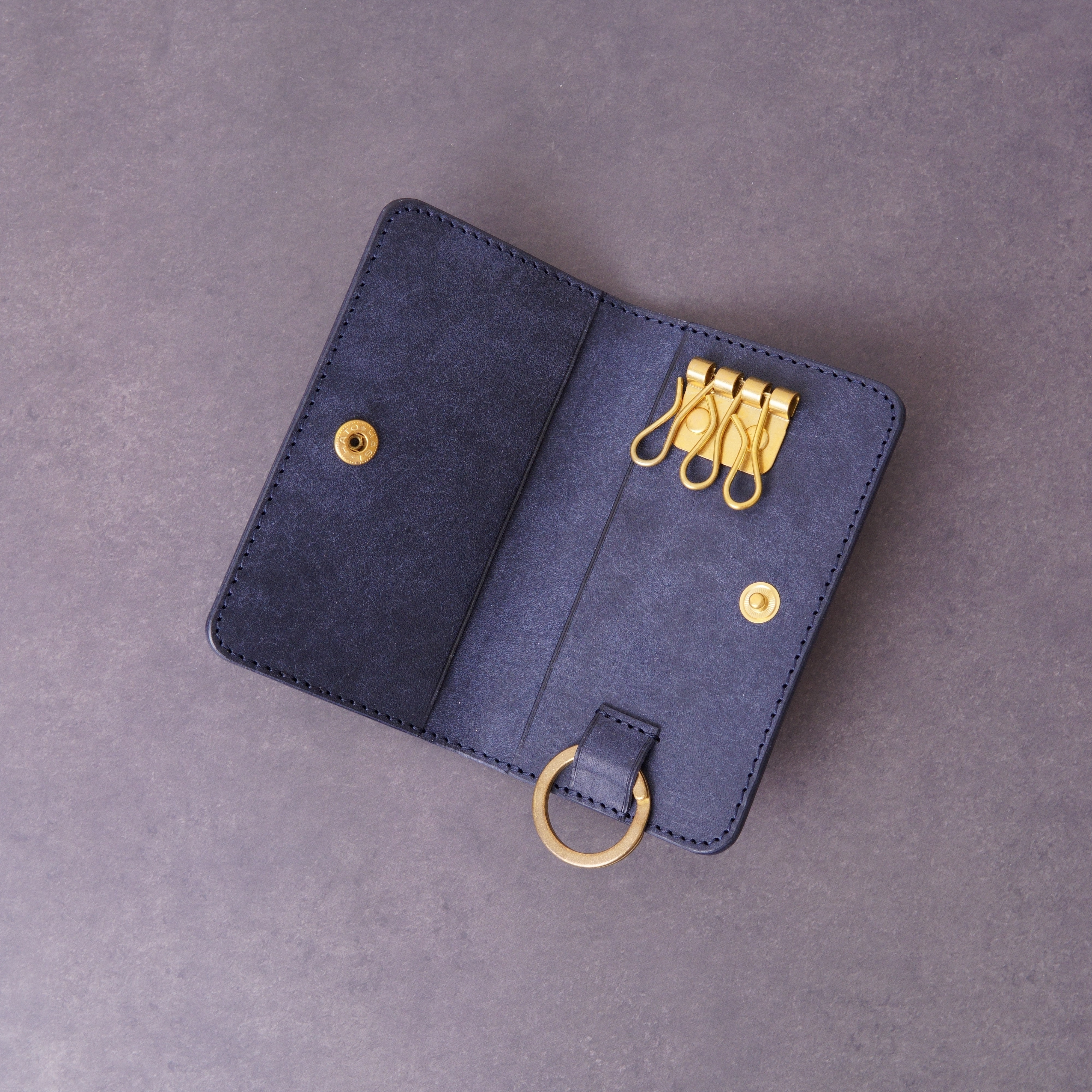 薄いキーケース【ネイビー】
