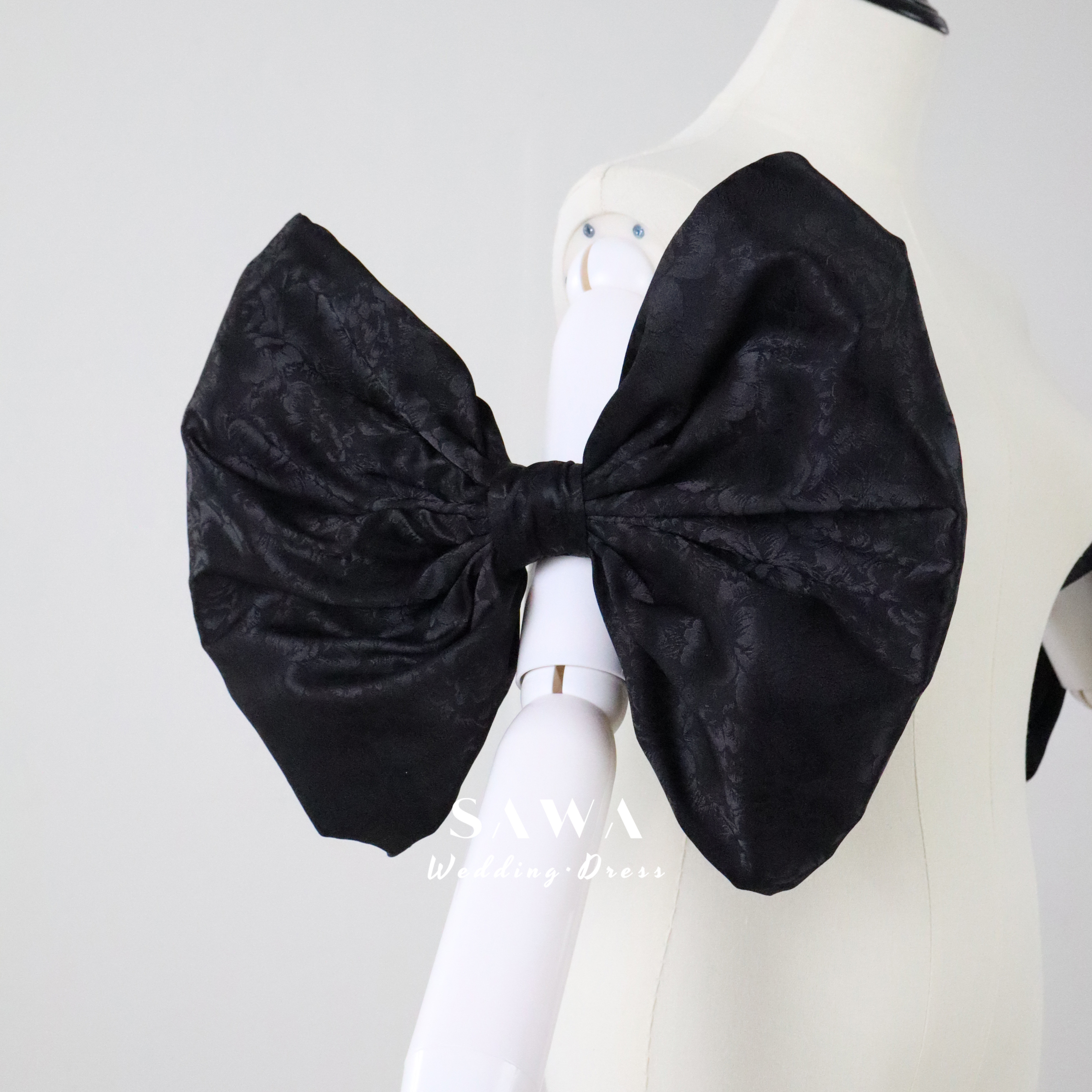 送料無料　お色直し　取り外し可能　オフショルダー付け袖　花柄あり　ラブリー　ブラック　二の腕カバー　結婚式小物前撮り挙式