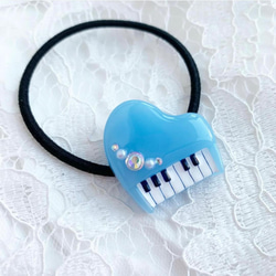 【882】ポピーレッド グランドピアノキーホルダー オーロララメ 882】ポピーレッド グランドピアノキーホルダー オーロララメ