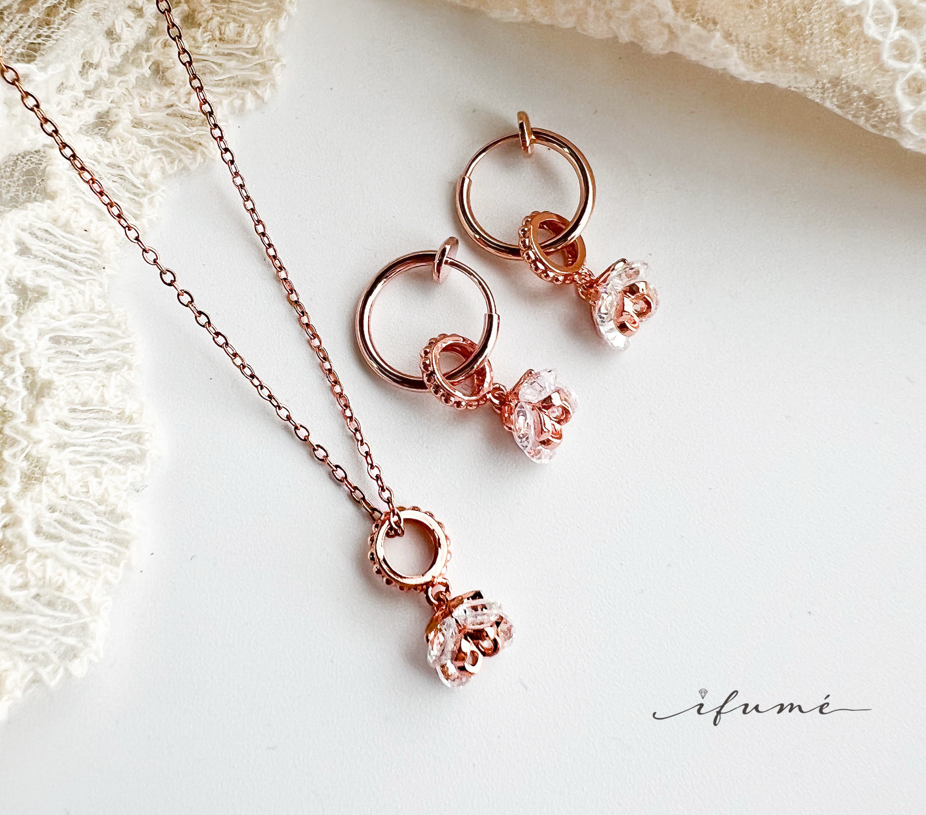 【ifumé】creema限定 春の超早割2026 ピンクゴールドのお花ネックレス&イヤリング/ピアス Set