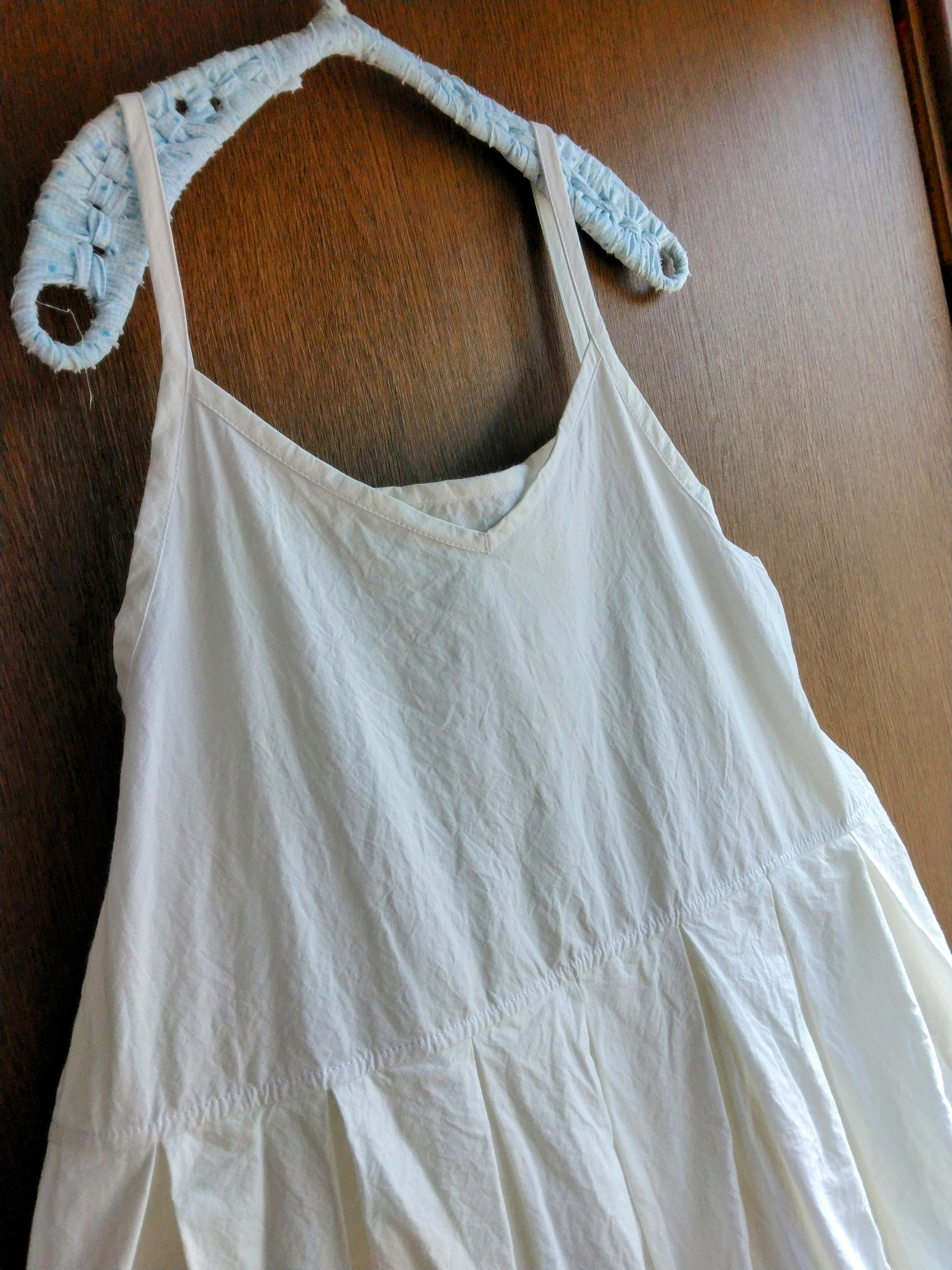 一枚でも着れるキャミソールワンピース