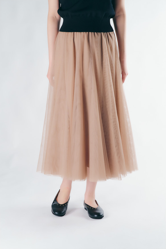 スタッズ付き、深履きのバレエシューズ（22.5cm〜25cm） 2枚目の画像