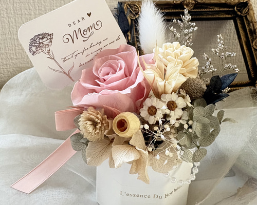 母の日にお花のプレゼントを(*^_^*) プリザーブドフラワー 母の日ギフト フラワー プリザーブドフラワー 誕生日 退職