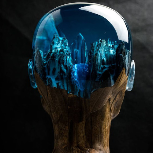 考える人 |手作りの樹脂と木材のホームデコレーション - ユニークな