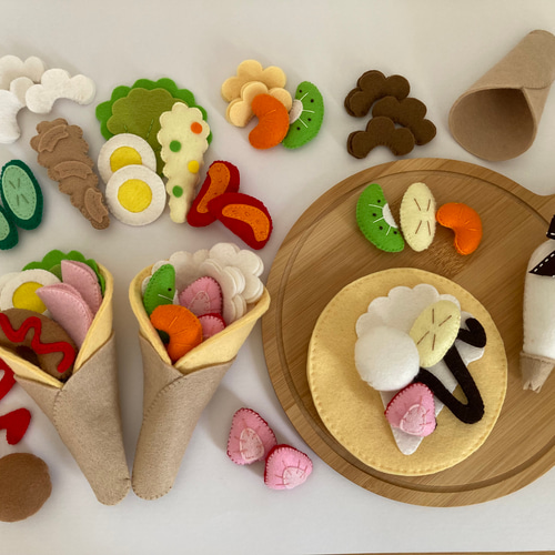 11 フェルトままごと　クレープ　オーダーページ クレープ屋さんオーダーページ】フェルトままごと おままごと - メルカリ