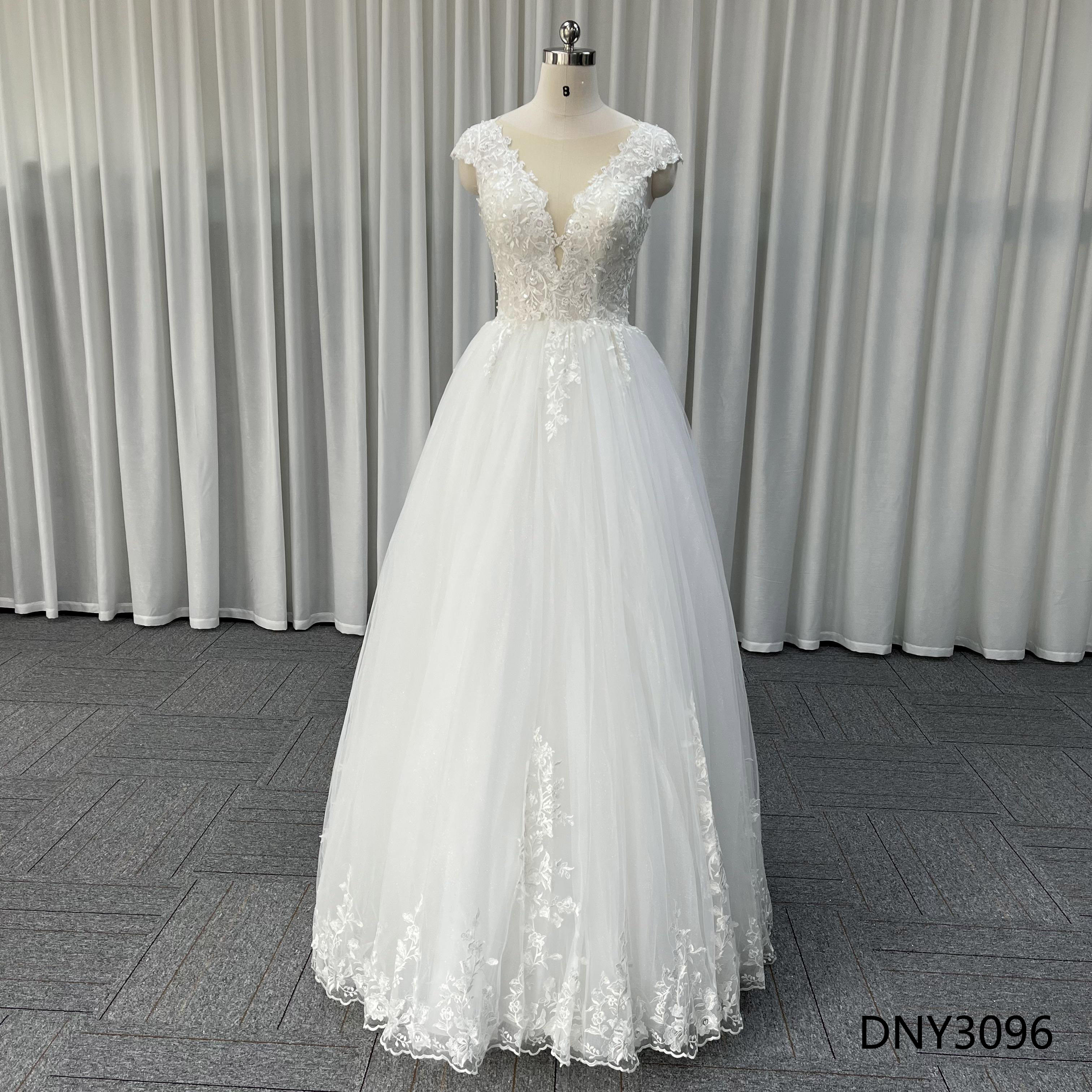 高品質　裾レース　クイーンアンネックvネック　エレガントなレース　編みあげ　サイズオーダー挙式二次会前撮りお呼ばれ披露宴