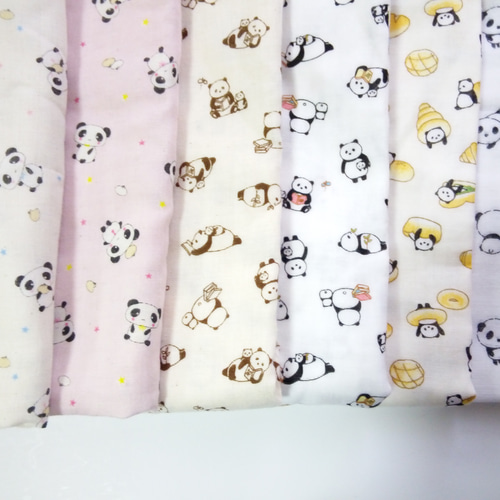 ☆ 11 ダブル ガーゼ ☆ 生地 はぎれ レトロパンダちゃん ☆ 11 ダブル ガーゼ ☆ 生地 はぎれ レトロパンダちゃん