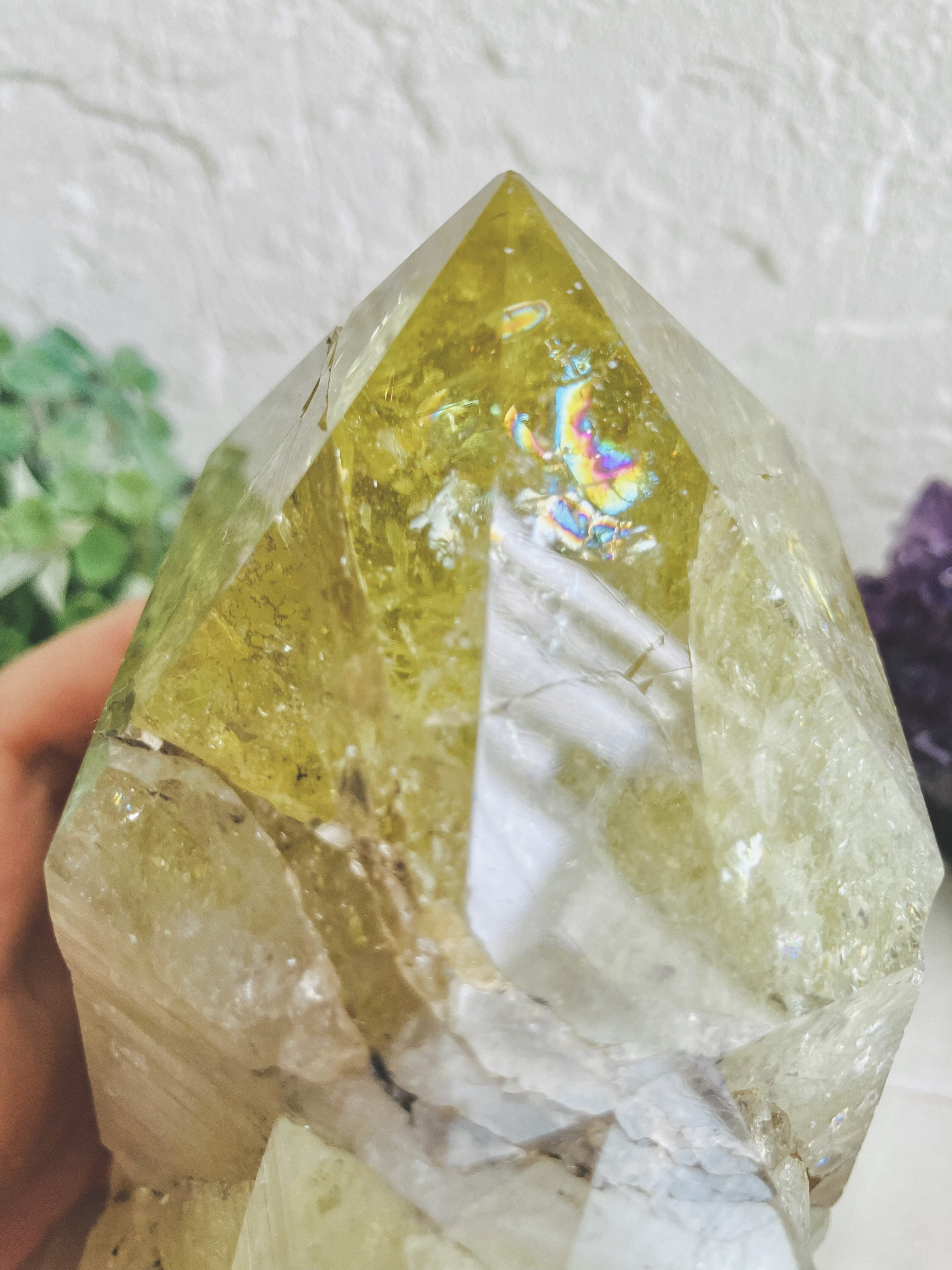 変革の石✨ 虹　オウロヴェルデクォーツ メタモルフォーゼス　セルフヒールド　原石