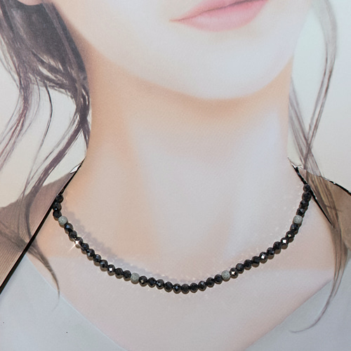 ゴムネックレス】☆テラヘルツ・北投石・ブラックシリカのネックレス