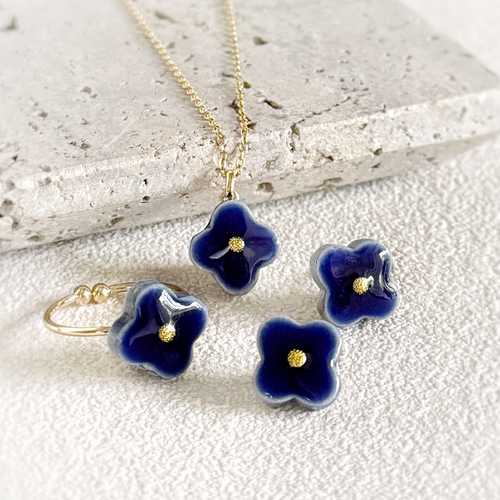 ネイビー 美濃焼アクセサリーセット｜選べる2点（ピアス・イヤリング