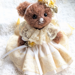 小さな小さなドレスベア♡ショコラ色のモヘア製テディベア