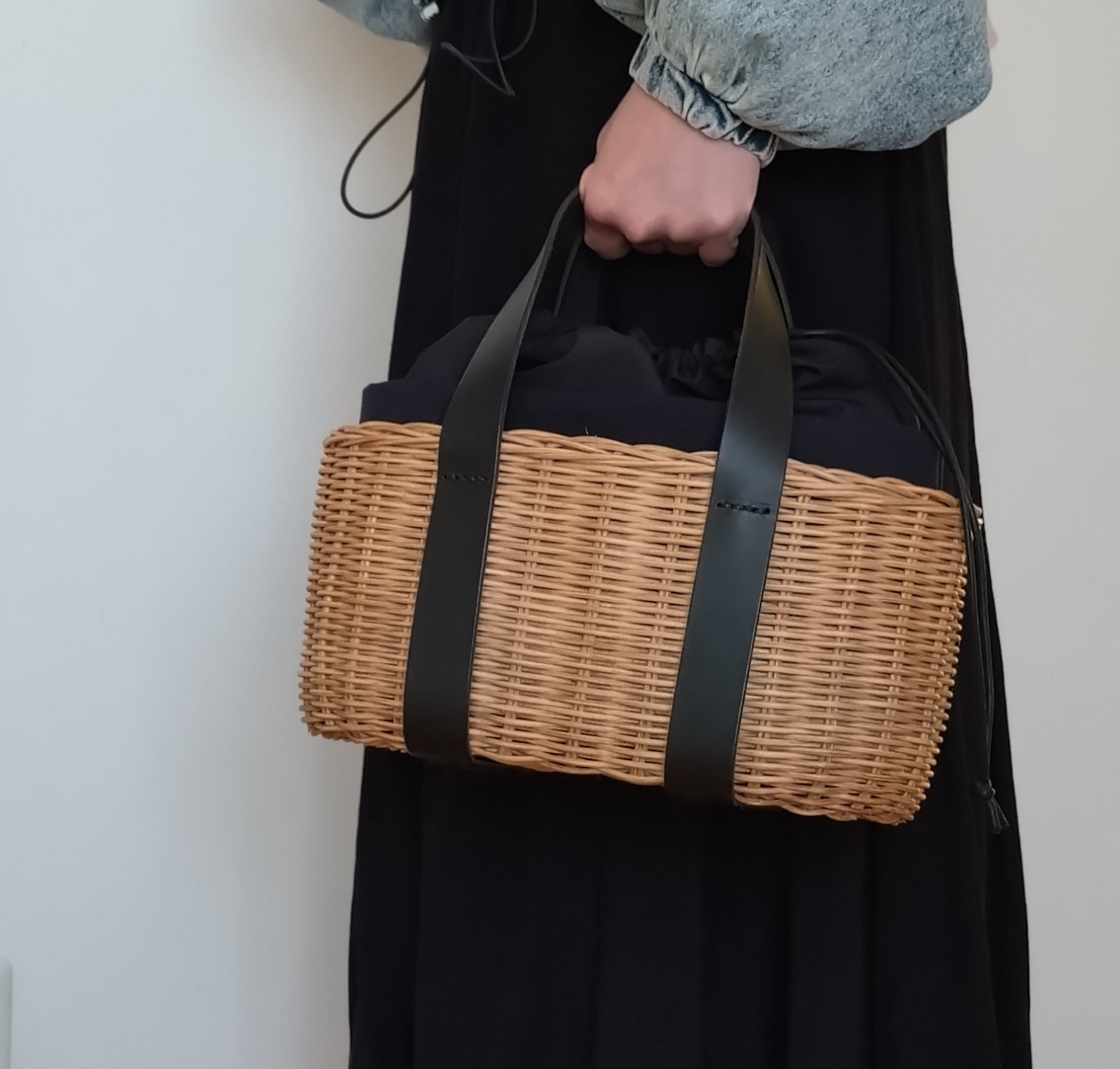 《受注製作》大人かごバッグ    本革持ち手のカゴトート   ㇳートバッグ      巾着内袋タイプ