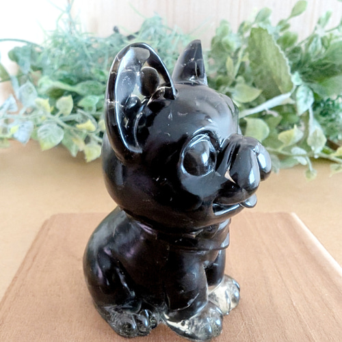 犬、フレンチブルドッグ、フレブル、置物、細石、天然石、黒、白
