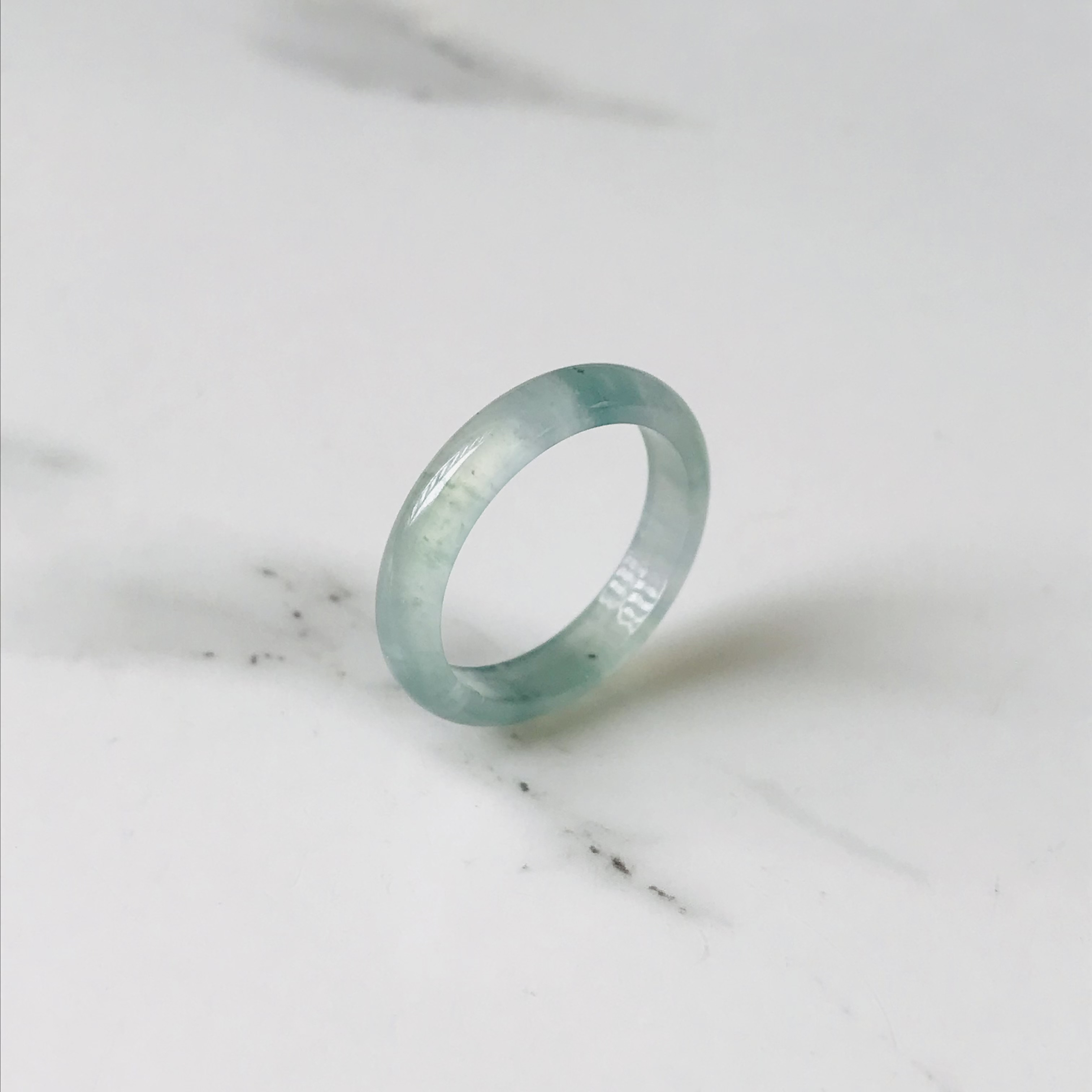 [R28-001］ ジェイド　JADE ヒスイ　本翡翠　くりぬき　リング　天然石　一点物　グアテマラ産　14号　指輪