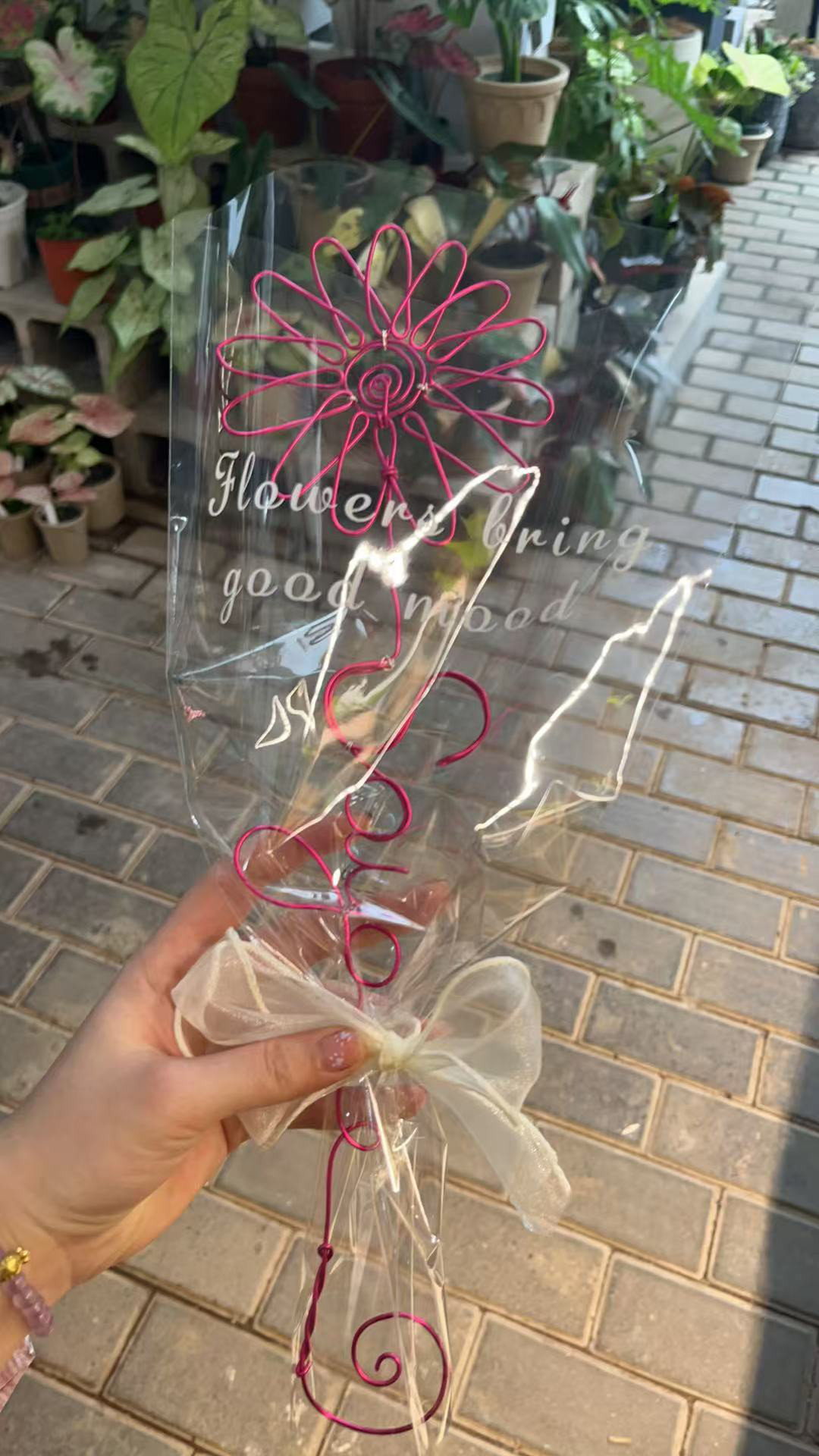 名前入りで枯れない花 | デイジー | 母の日 | 誕生日 | 記念日