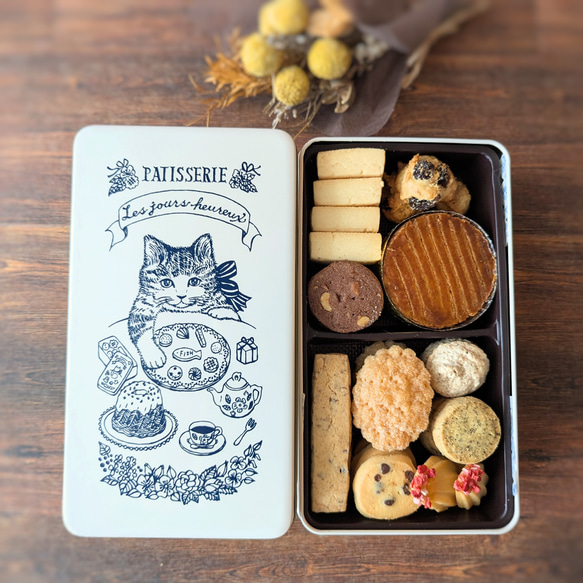 ねこ好きさんに捧ぐ♡クッキーアソートねこ缶と肉球クッキーのセット 2枚目の画像