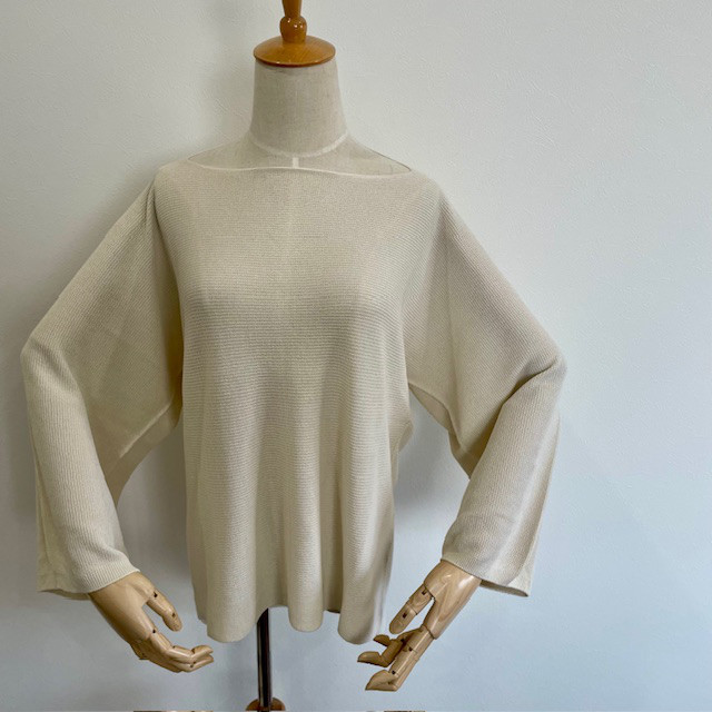 ビッグシルエット　ホールガーメント　片畦ボートネックセーター　オフベージュ