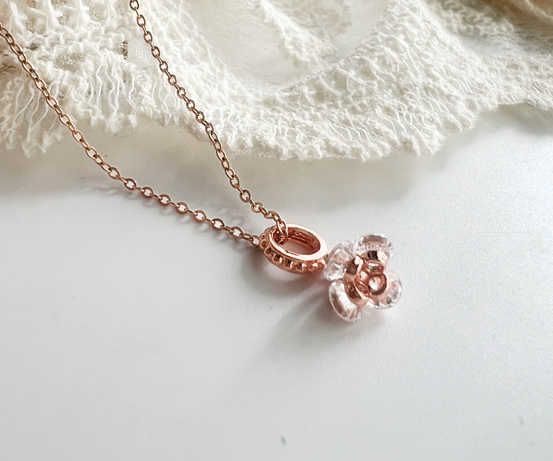 【ifumé】 ピンクゴールドのお花ネックレス サージカルステンレス 金属アレルギー対応