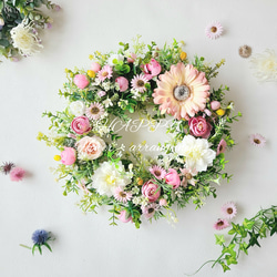 ピンクガーベラ＆バラの3方向で飾れる　おしゃれクレセント造花リース　母の日 ピンクガーベラ＆バラの3方向で飾れる おしゃれクレセント造花リース