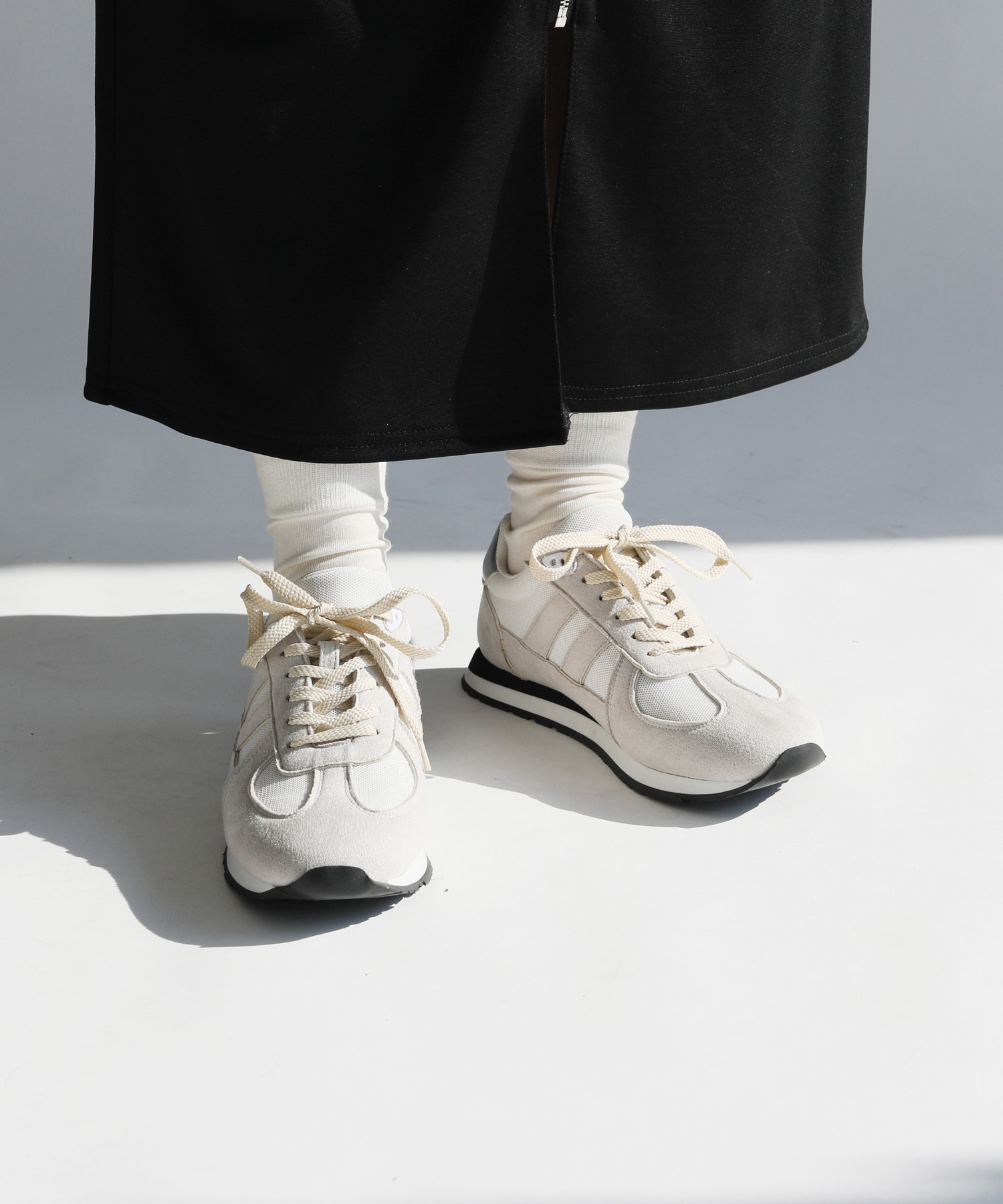 大人カジュアルに履けるスニーカー！異素材コンビで足元軽やかに♪【S/M/L/LL】