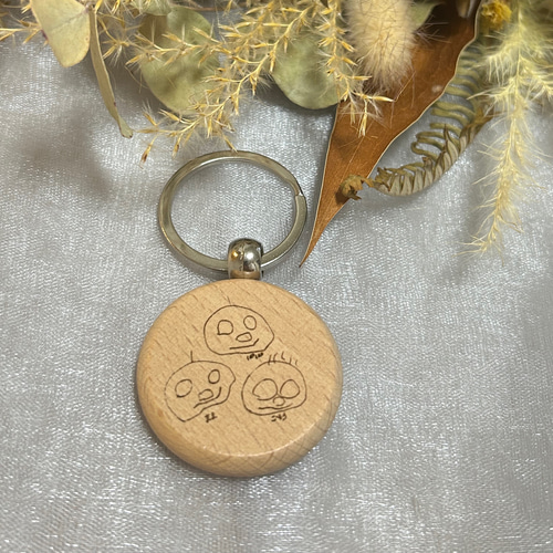 木製キーホルダー【名入れ/似顔絵/文字入れ/お店オリジナルロゴ/QR