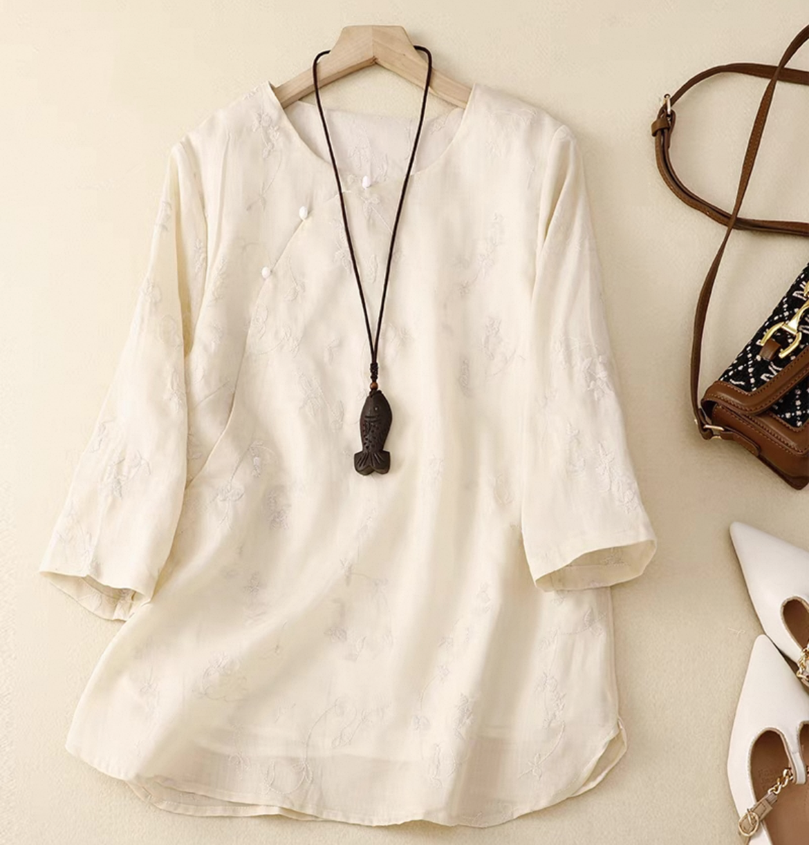 ゆったりトップス、シャツ、綿麻、無地、夏、大人、春色、刺繍