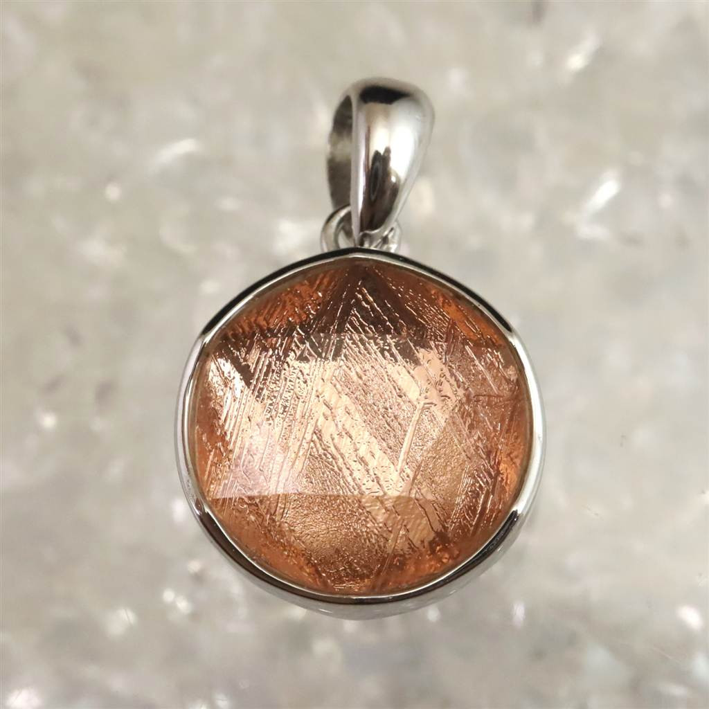 ギベオン ピンクゴールドカラー 12mm六芒星カット　ペンダント 2.6g #81347