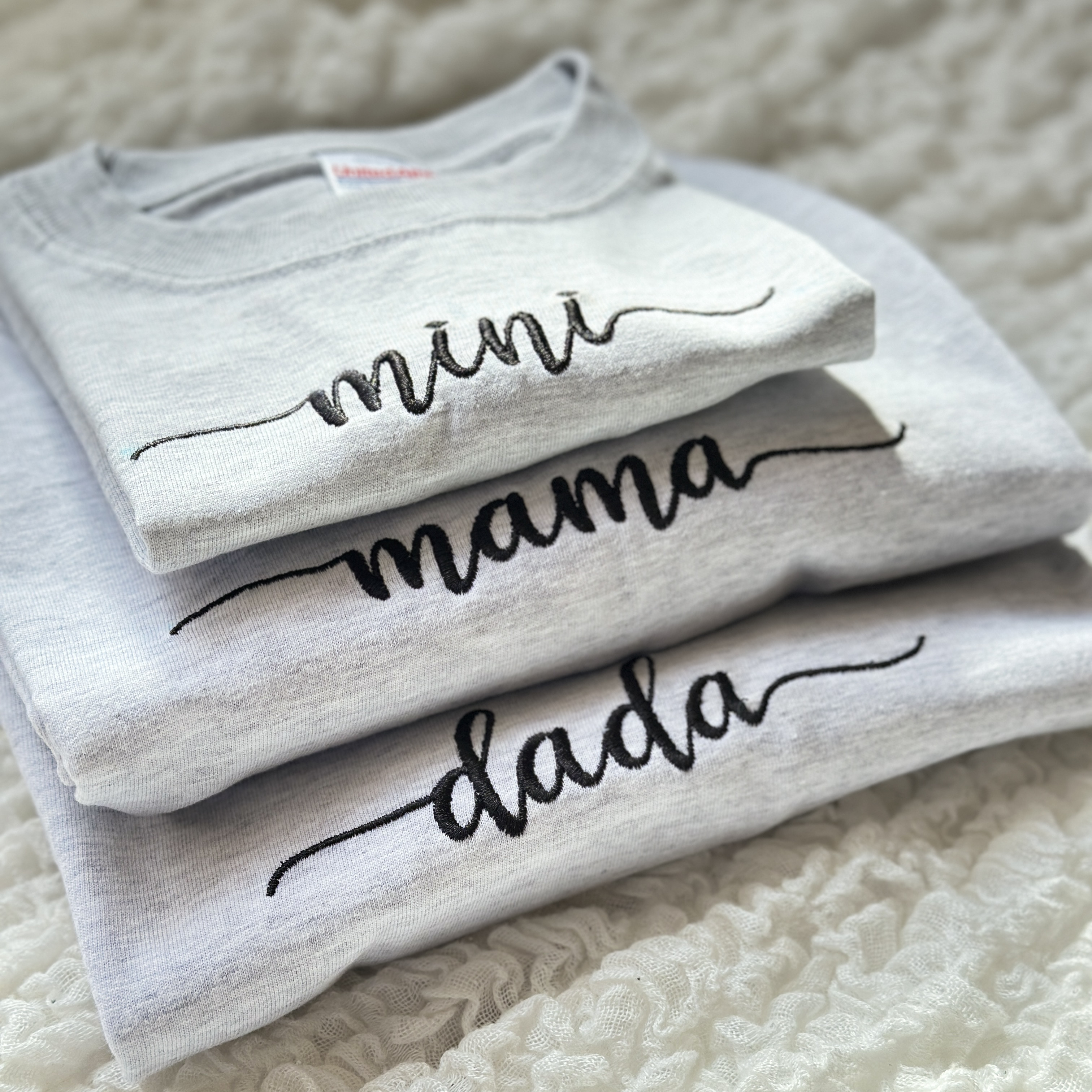 刺繡ファミリーTシャツ[アッシュカラー] ３枚セットmama /dada /mini