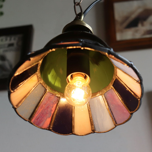 グリーン×ピンク系】ステンドグラスミニペンダントライト花型｜吊下げ