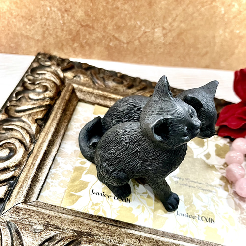 シュンガイト ツインキャット☆ ねこ 希少鉱物 アニマル猫 動物【置物