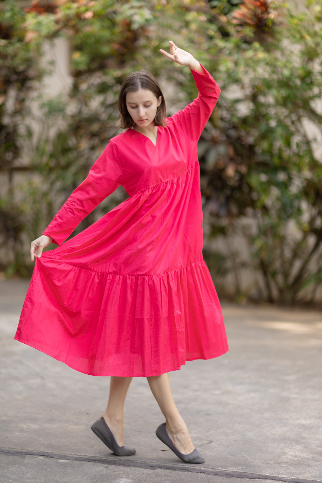 <送料無料>ポプリンモスリンコットンVネックティアードワンピース