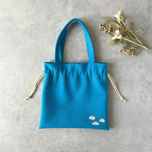 長財布が入る雲の刺繍のミニ巾着バッグ 巾着バッグ dekoyuzu 通販