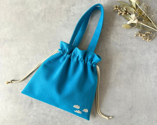 長財布が入る雲の刺繍のミニ巾着バッグ 巾着バッグ dekoyuzu 通販