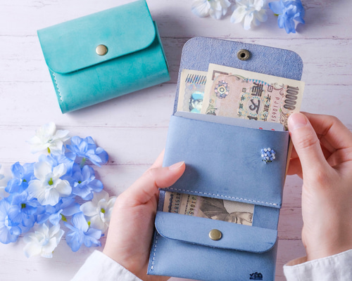 短納期｜刺繍の有無が選べるお札を折らない三つ折りミニ財布 ｜紫陽花