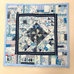 パッチワークキルト ホワイト系ログキャビン タペストリー・壁掛け