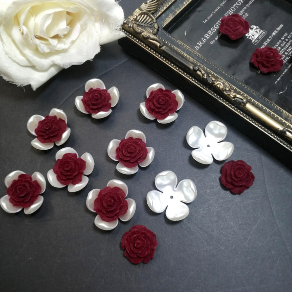 20ペア（白花弁+赤薔薇）薔薇 ローズ 樹脂 ハンドメイド パーツ 手芸