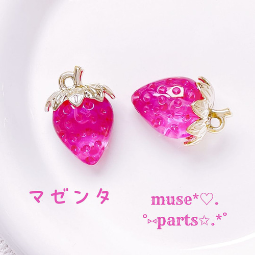 苺 いちごチャーム AB ラメ クリア スイーツデコ アクリル 推し