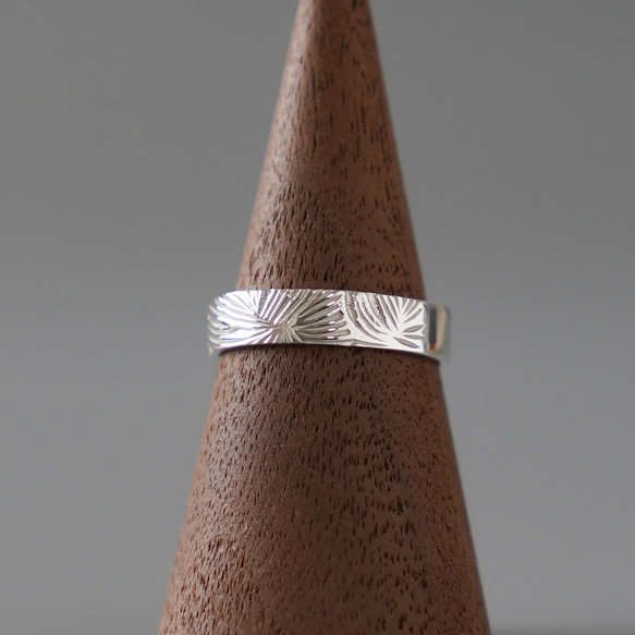 Leaf vein OPEN RING (free size)  / SV925 ≪送料無料≫ 葉っぱ 1枚目の画像