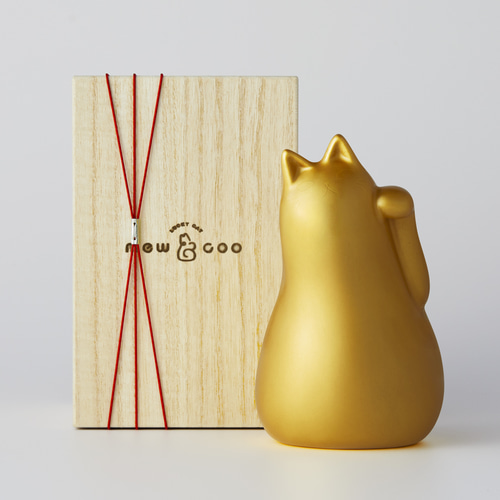 新作・受注生産》lucky cat 伝統工芸士による金粉仕様（磁器・招き猫