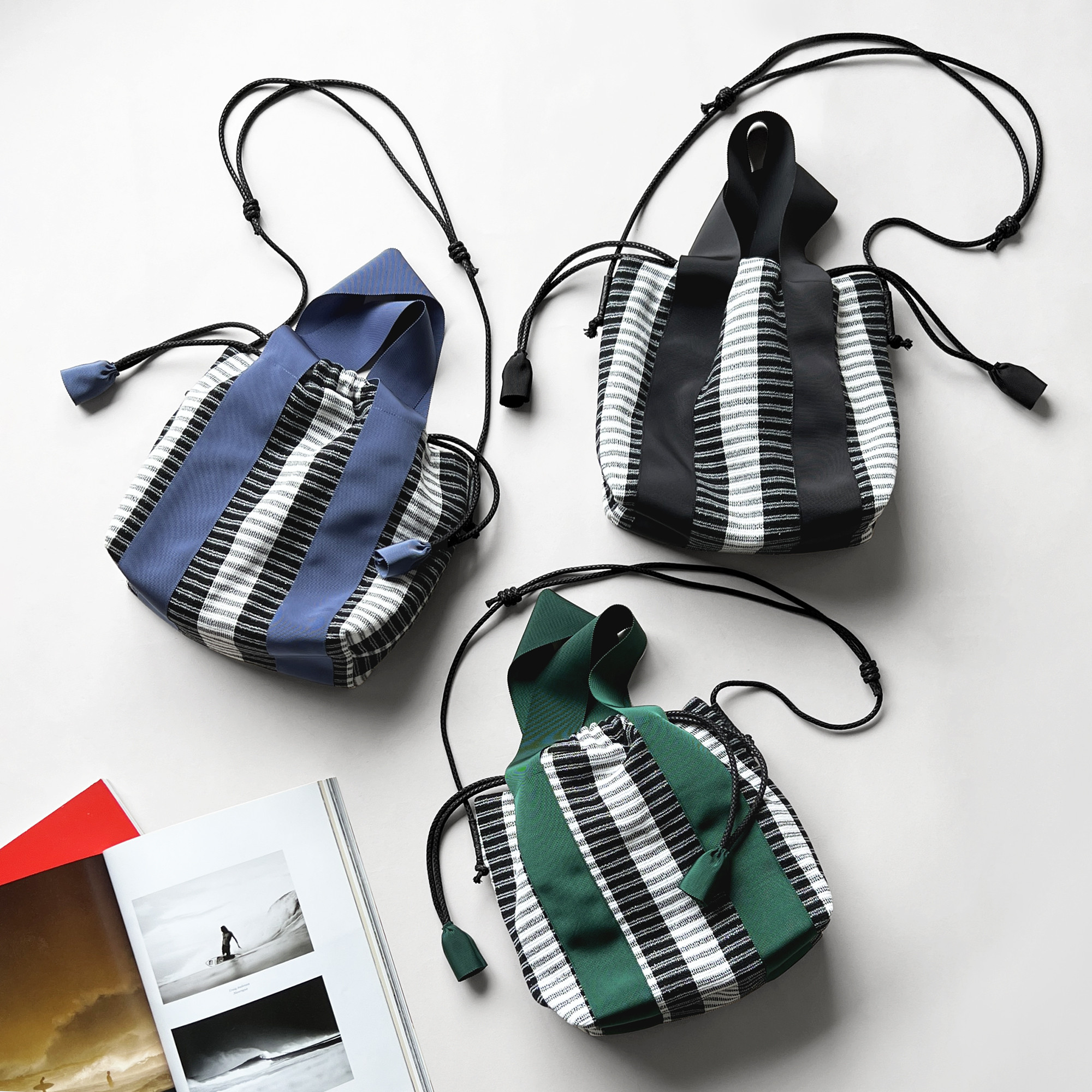 ジャガードファブリックの２WAYショルダーバッグ