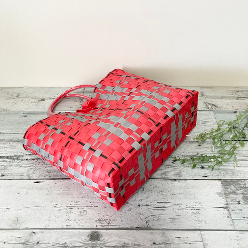 プラかごバッグ A4対応 LLサイズ レッド×グレー 大柄チェック プラカゴ