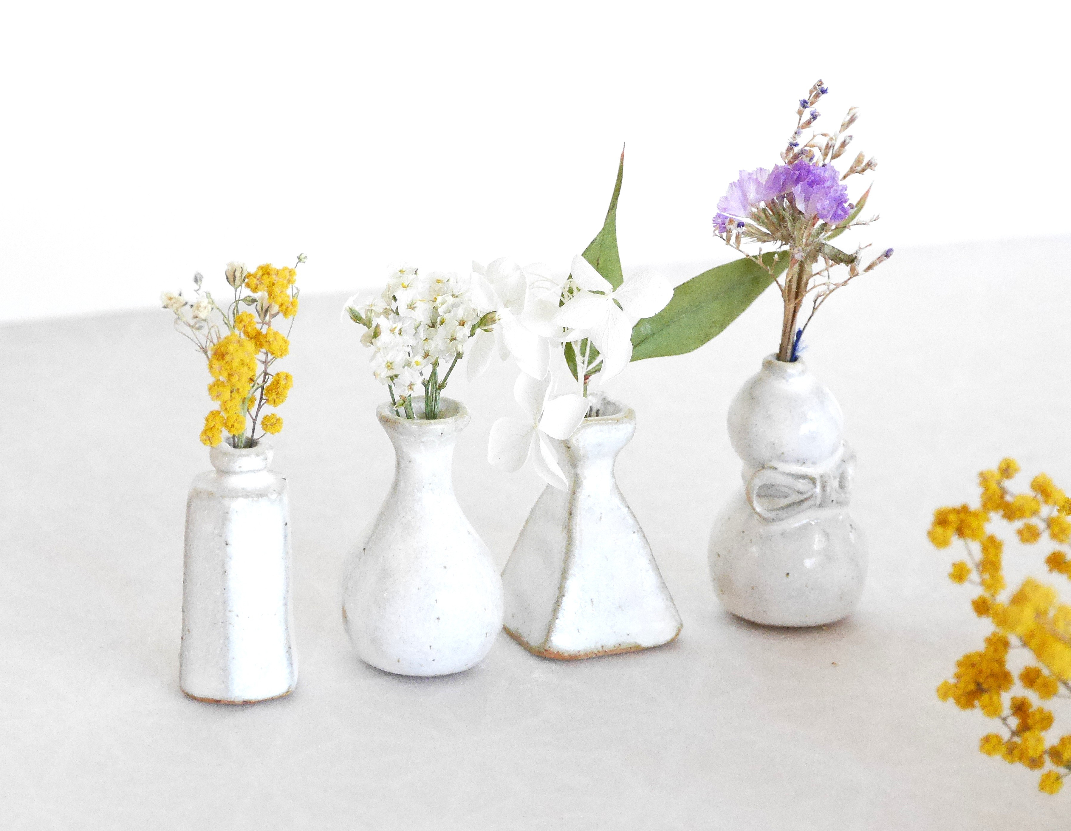 赤い陶器の花瓶 約30cm