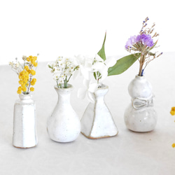 伝統的な白と赤の陶器花瓶 赤と白の花柄陶器花瓶 - メルカリ