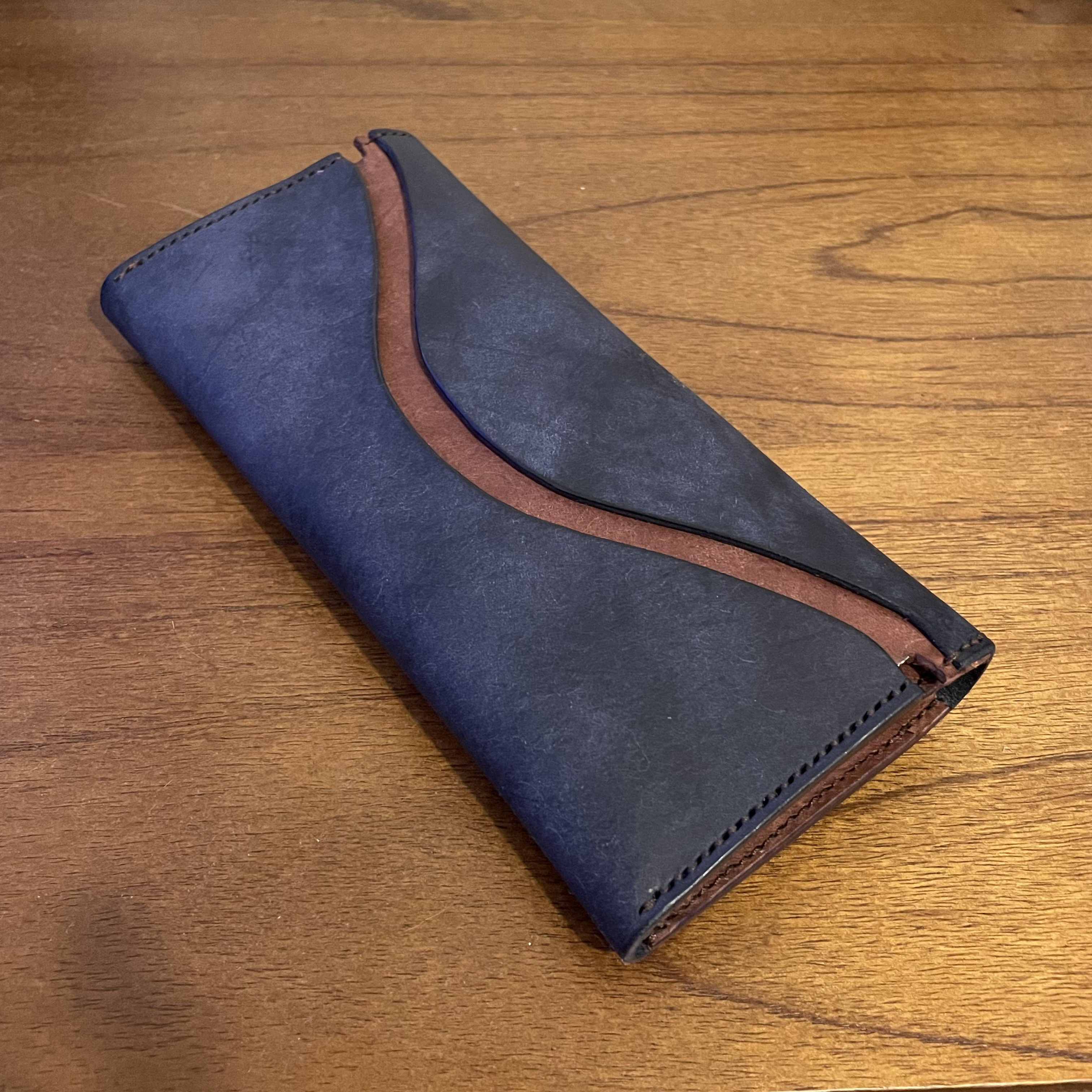 受注生産　ｲﾀﾘｱﾝﾚｻﾞｰ MARGOT 長財布 line