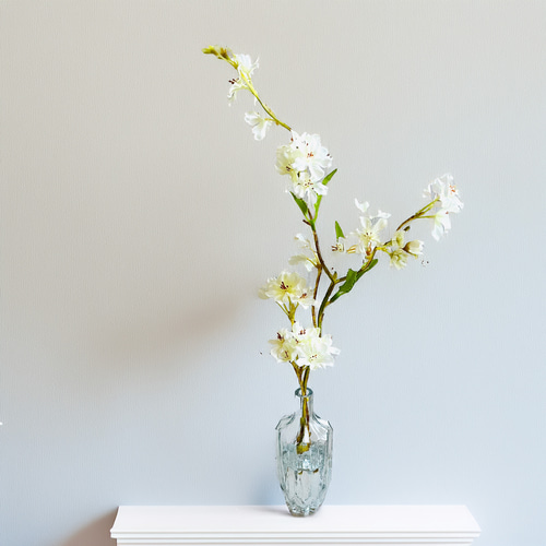 花瓶の水まで超リアル！アーティフィシャルフラワー】 和モダン